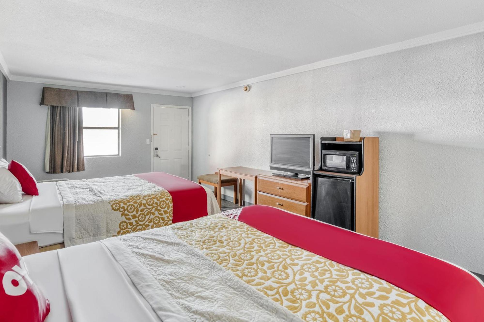 Oyo La Hwy 165 Hotel Pineville
